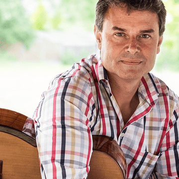 Photo of Craig Ogden, the classical guitarist who performed in a Celebrity concert in Chester